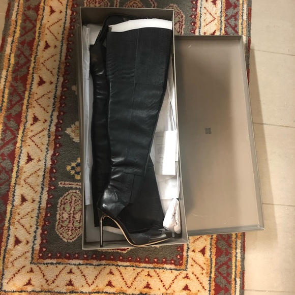 NIB Runway Concorde High-Heel Thigh-High Boot - Picture 11 of 12